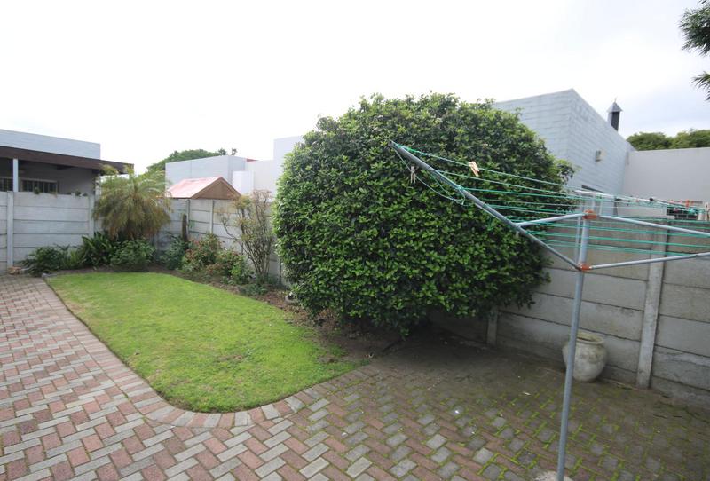 2 Bedroom Property for Sale in Parow North Western Cape